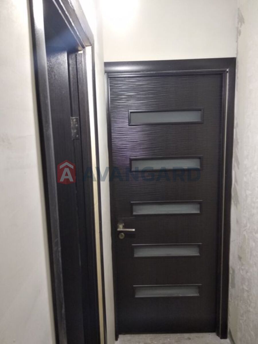 3 ��. ��������, 70/-/9 ��. �., 3/9 ������ ���� 12