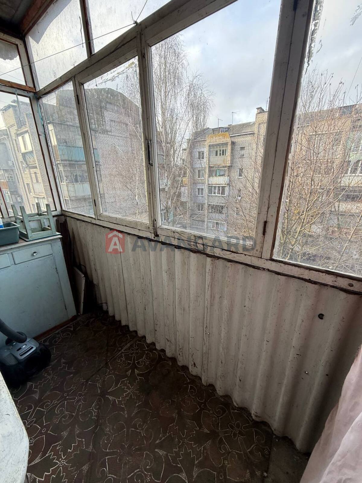 1 ����. ��������, 33/-/6 ��. �., 4/5 ���� ���� 8