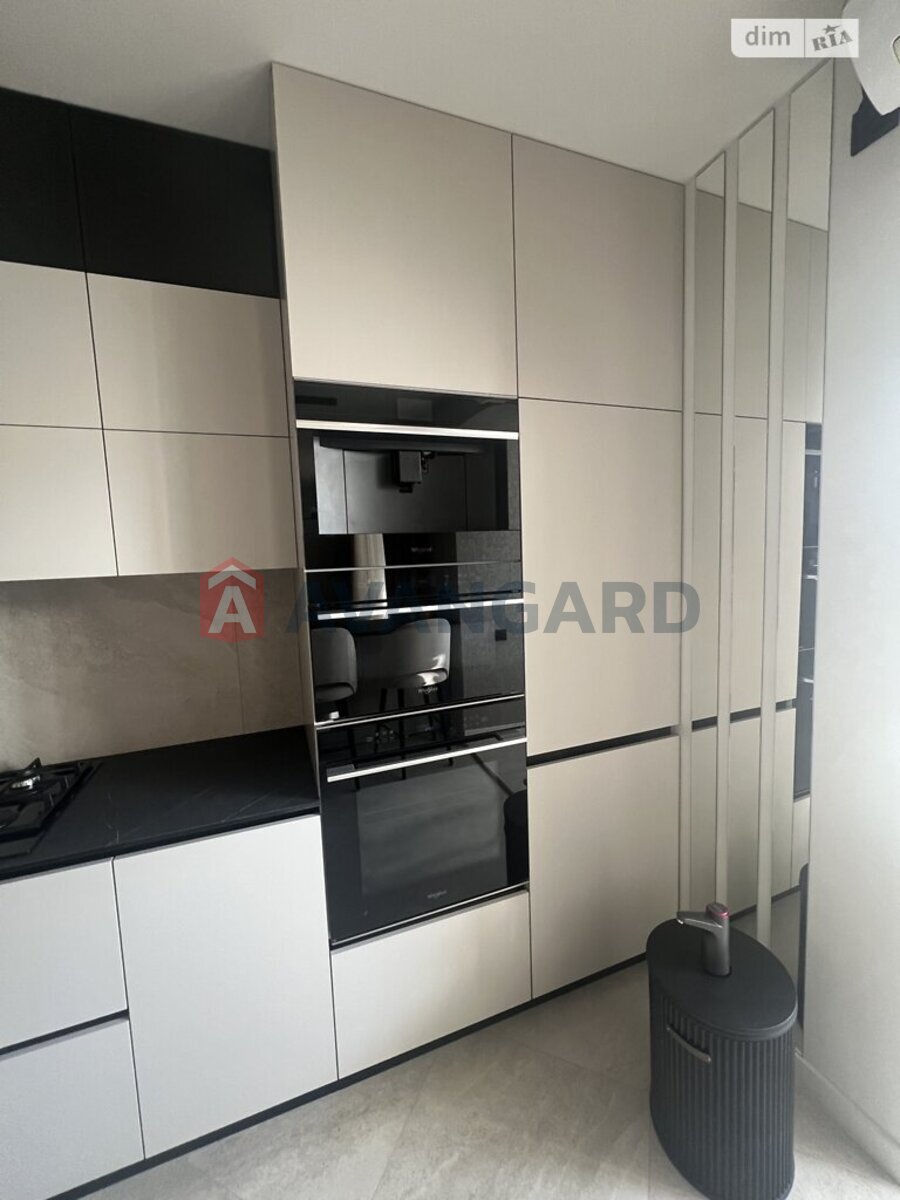 3 ��. ��������, 94/53/- ��. �., 7/9 ������ ���� 19