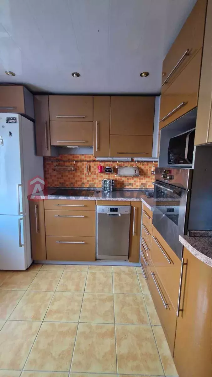 2 ��. ��������, 53/-/9 ��. �., 4/14 ������ ���� 9