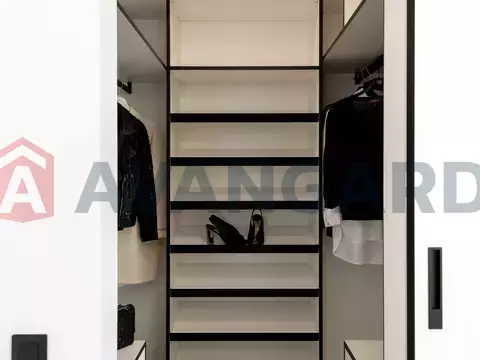 3 ��. ��������, 155/-/50 ��. �., 5/5 ������ ���� 13