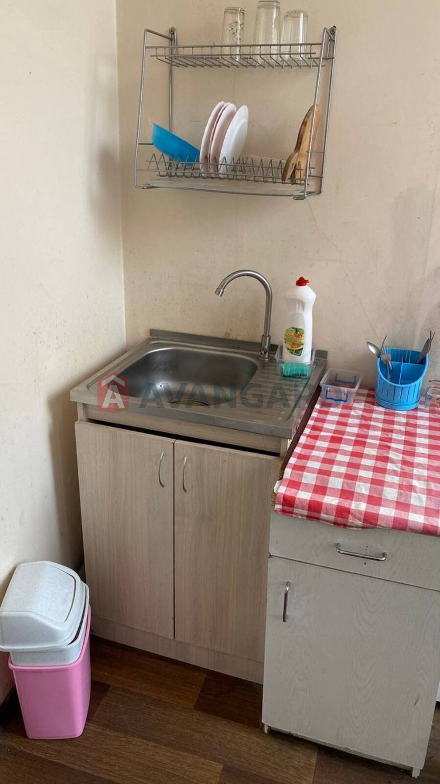 2 ��. ��������, 65/-/10 ��. �., 3/3 ������ ���� 5