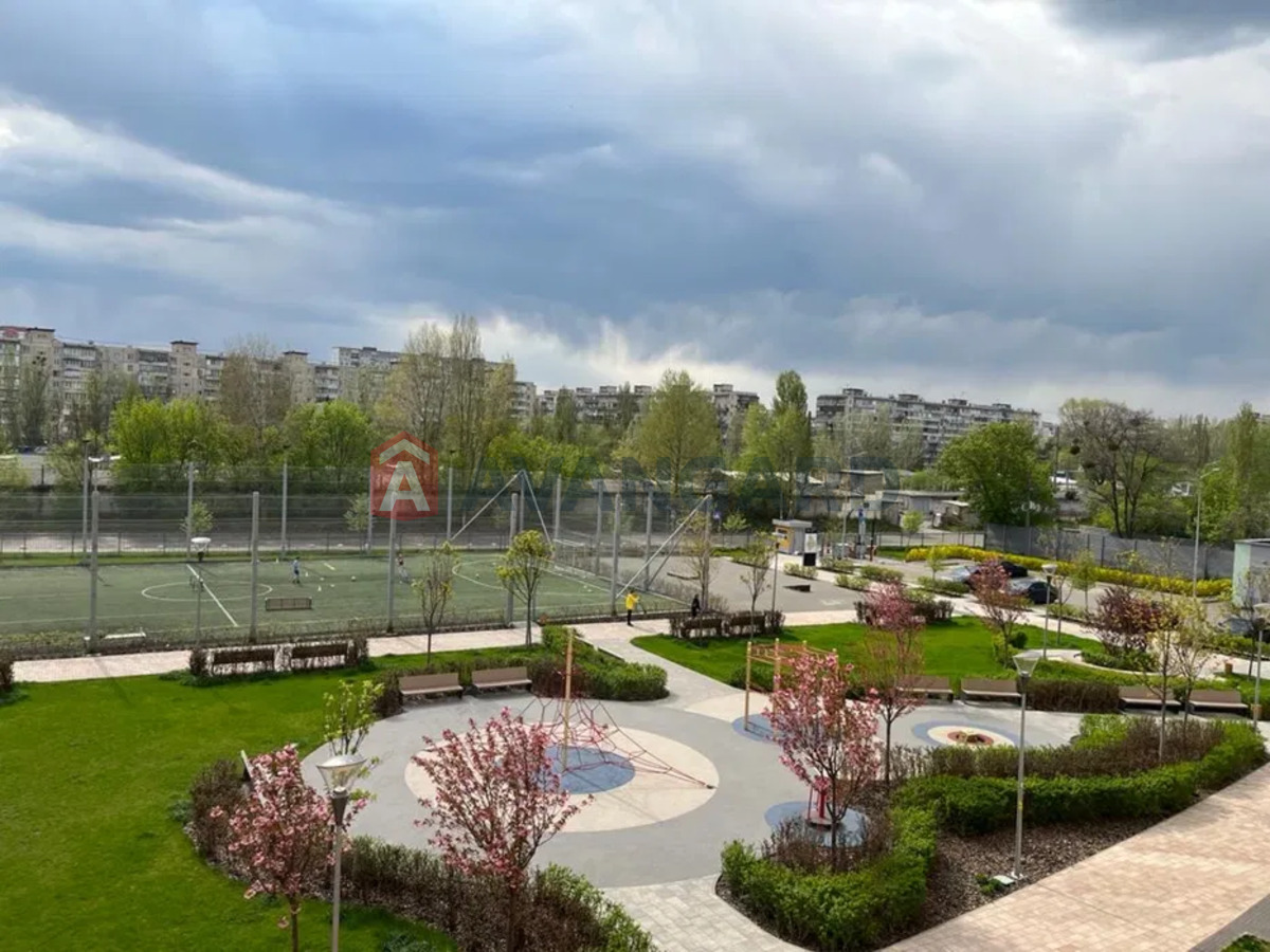 1 ��. ��������, 40/-/15 ��. �., 3/6 ������ ���� 8