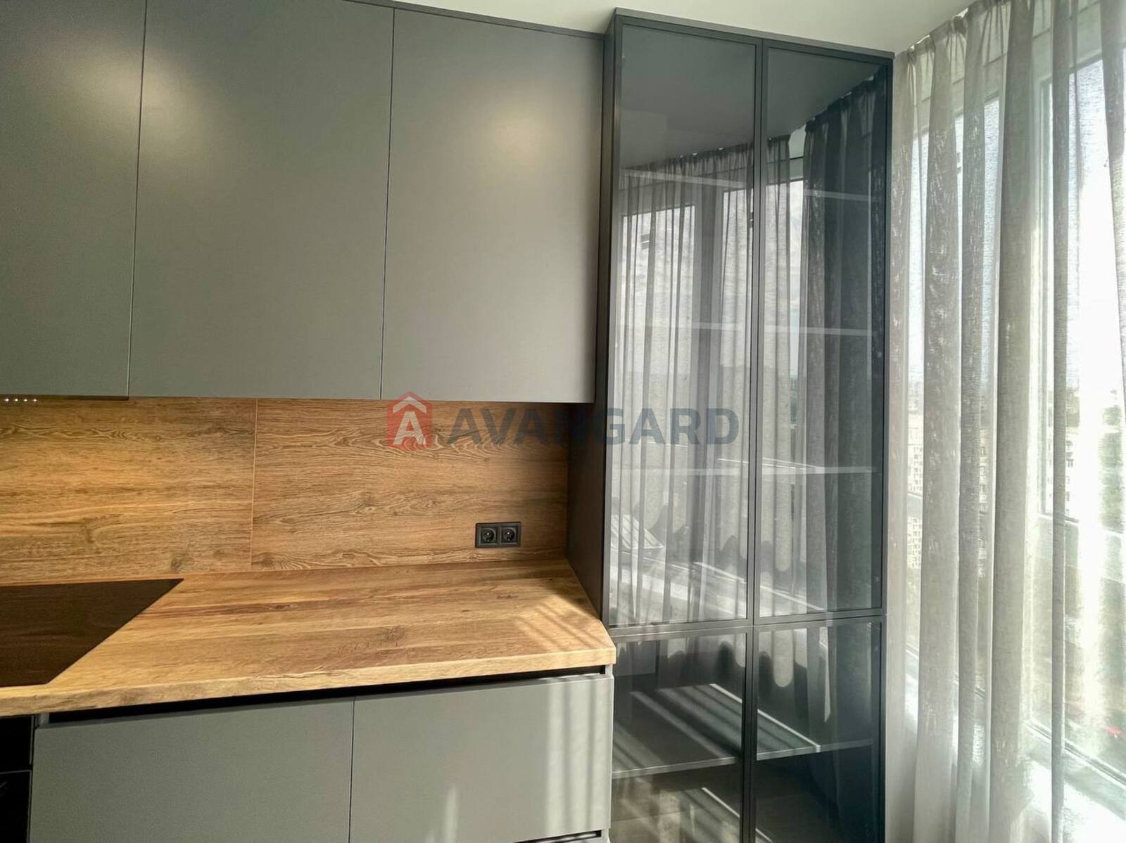 2 ��. ��������, 72/-/10 ��. �., 12/17 ������ ���� 14