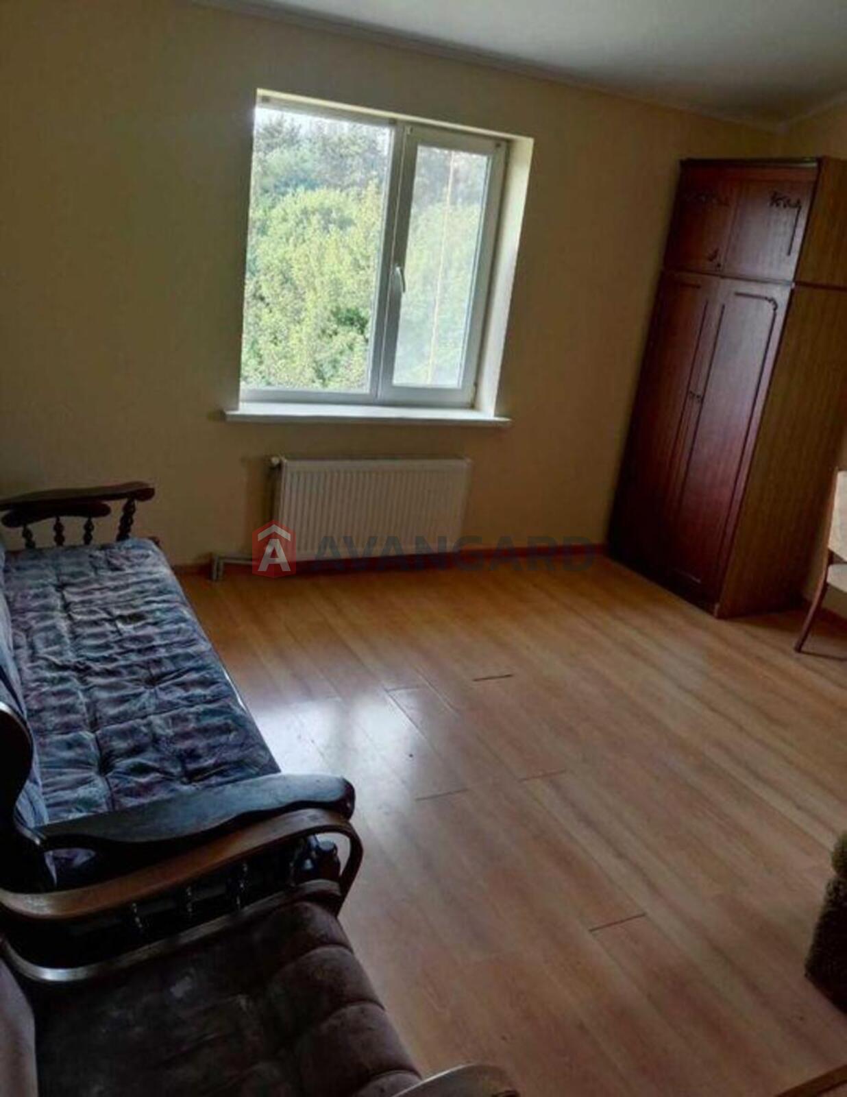 1 ��. ��������, 49/-/8 ��. �., 3/3 ������ ���� 4