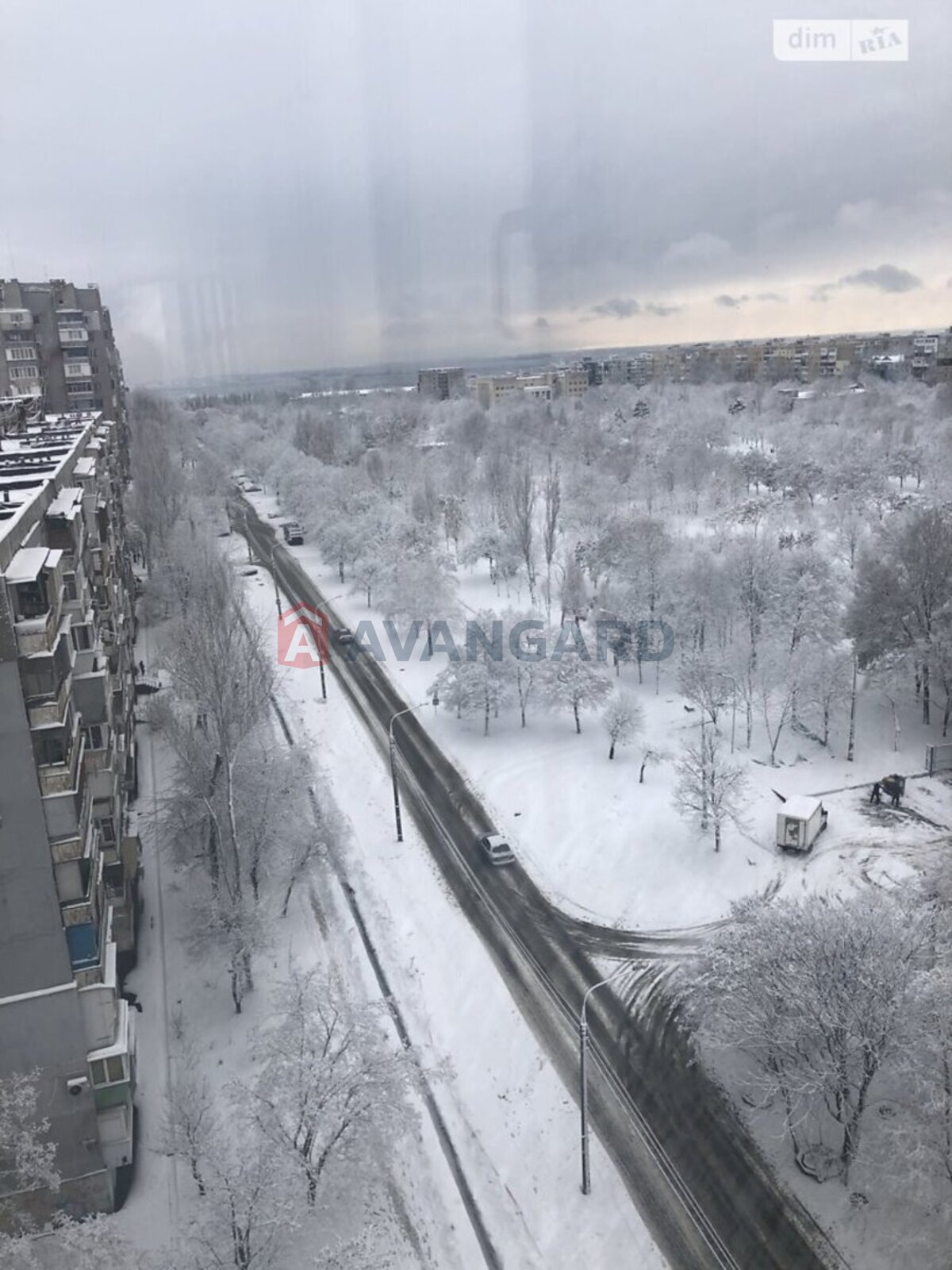 3 ��. ��������, 68/40/8 ��. �., 12/14 ������ ���� 10