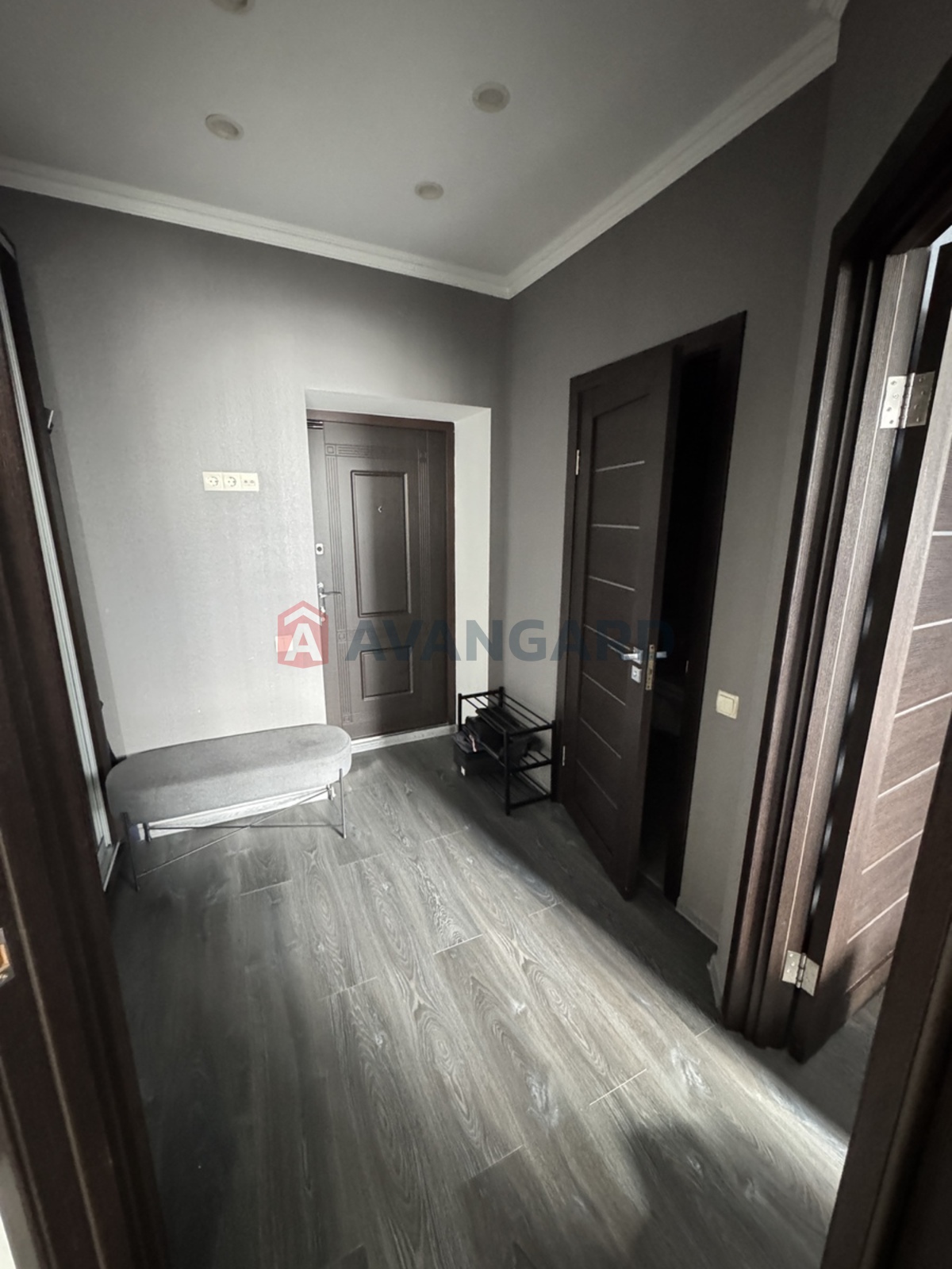 1 ��. ��������, 38/15/14 ��. �., 5/10 ������ ���� 8