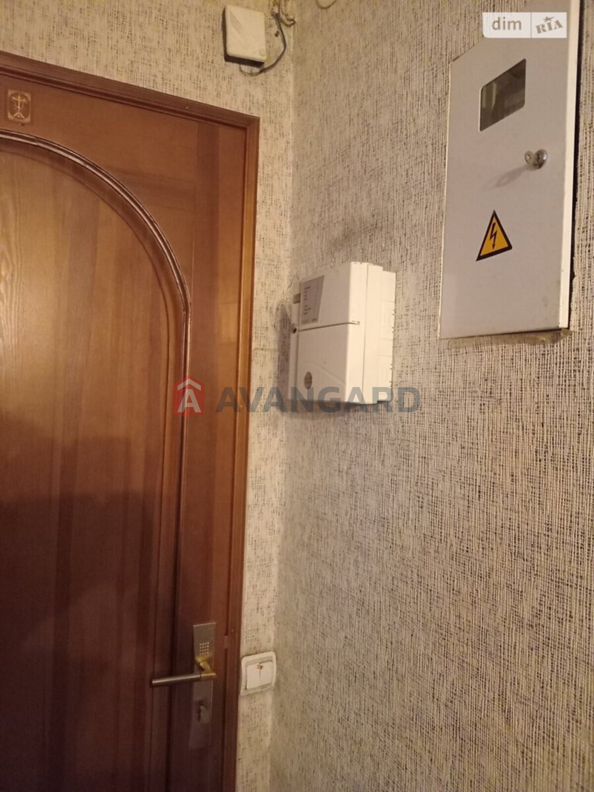 2 ��. ��������, 50/36/6 ��. �., 4/5 ������ ���� 18