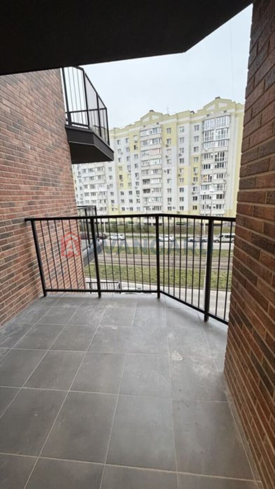 1 ����. ��������, 43/-/17 ��. �., 4/10 ���� ���� 15