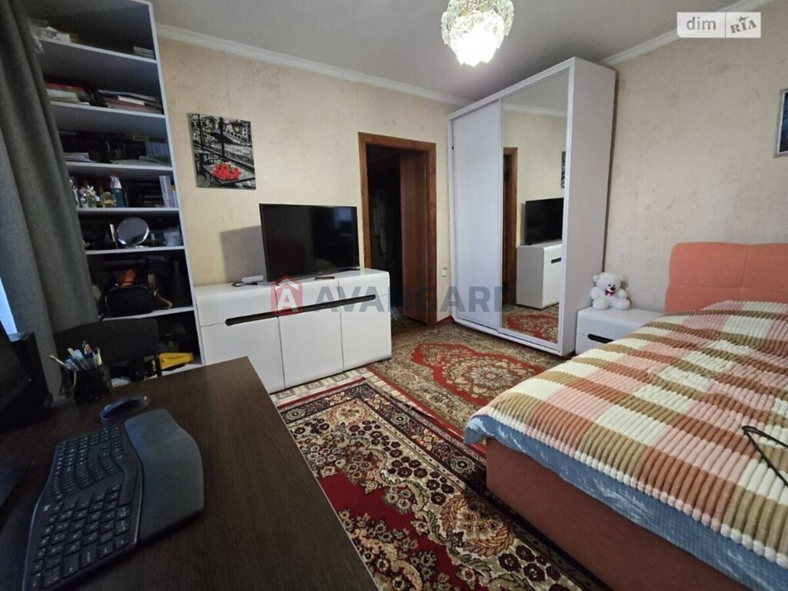 1 ��. ��������, 29/14/6 ��. �., 10/10 ������ ���� 5