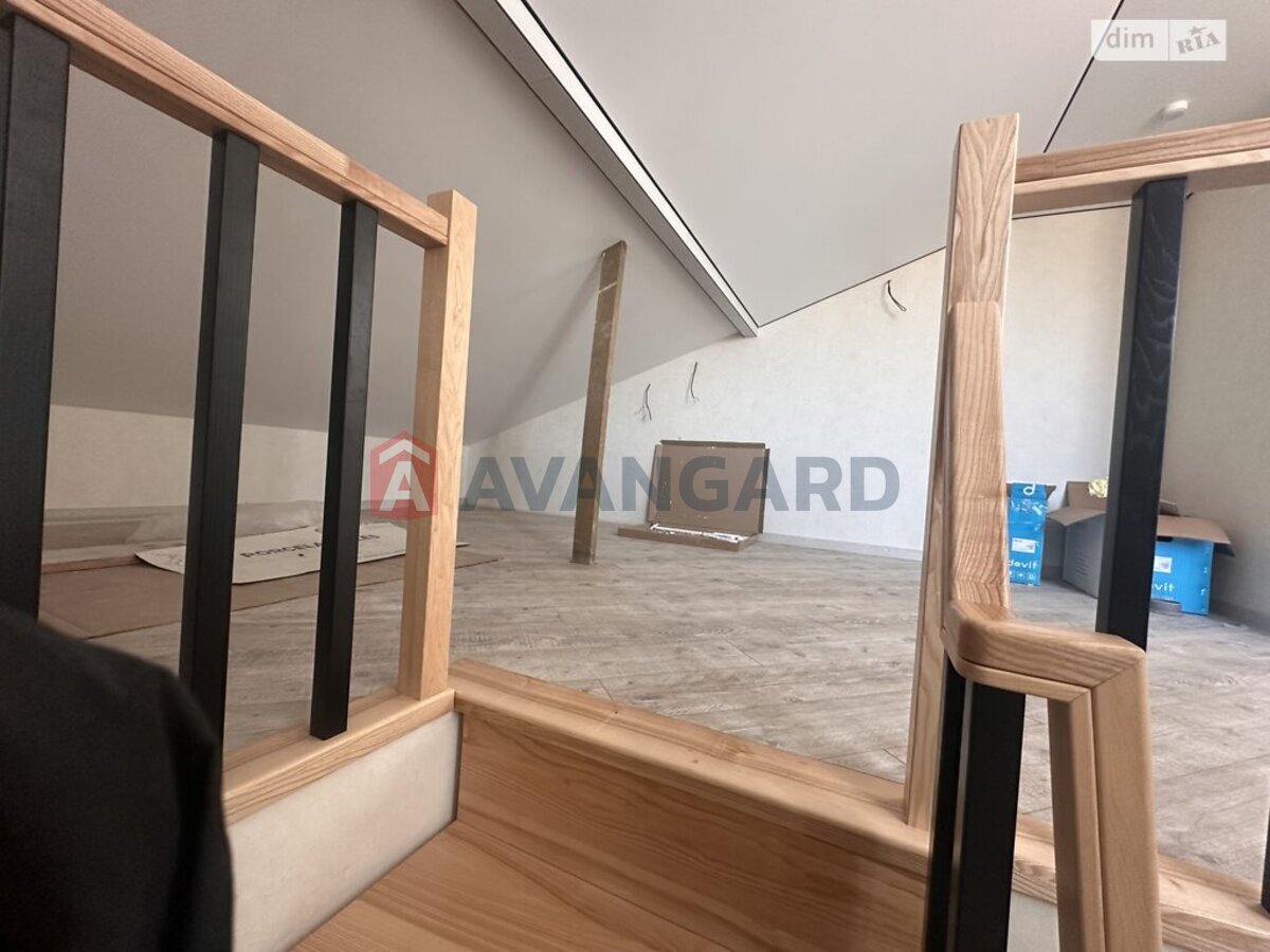 3 ��. ��������, 64/28/29 ��. �., 2/3 ������ ���� 13