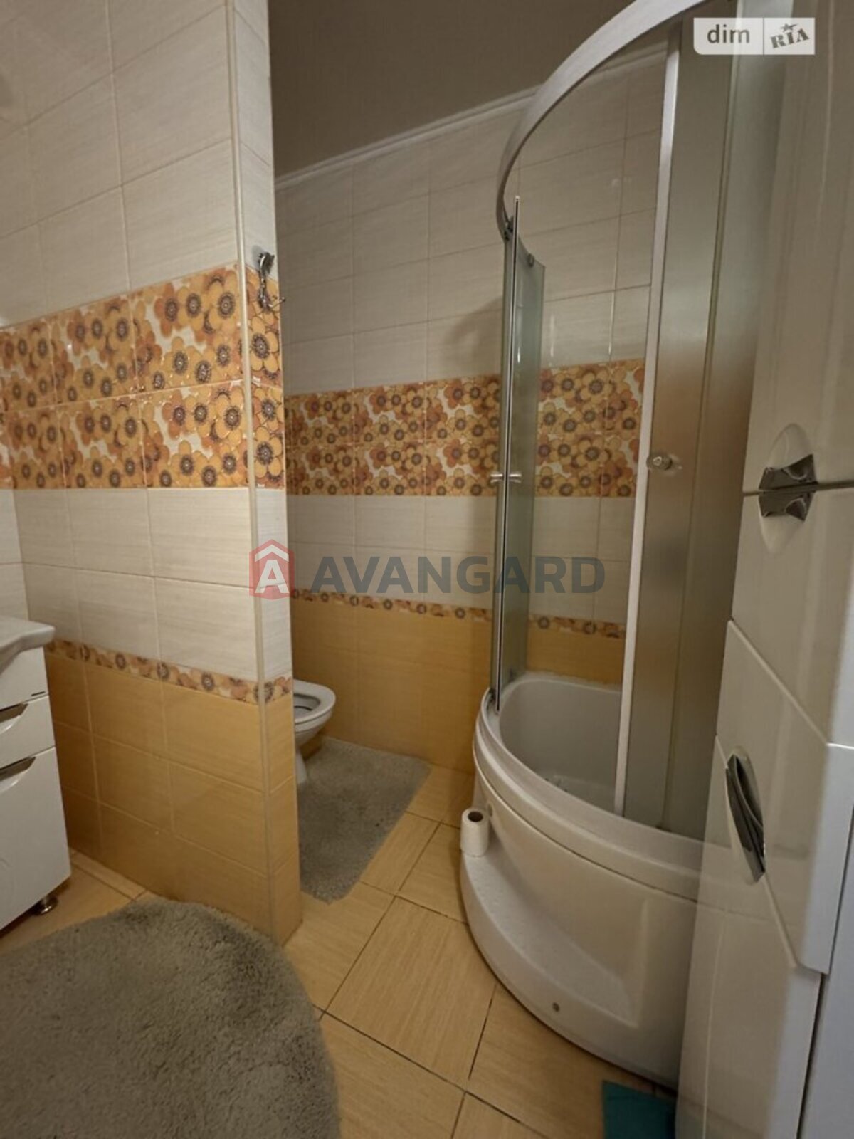 3 ��. ��������, 89/-/13 ��. �., 8/9 ������ ���� 8