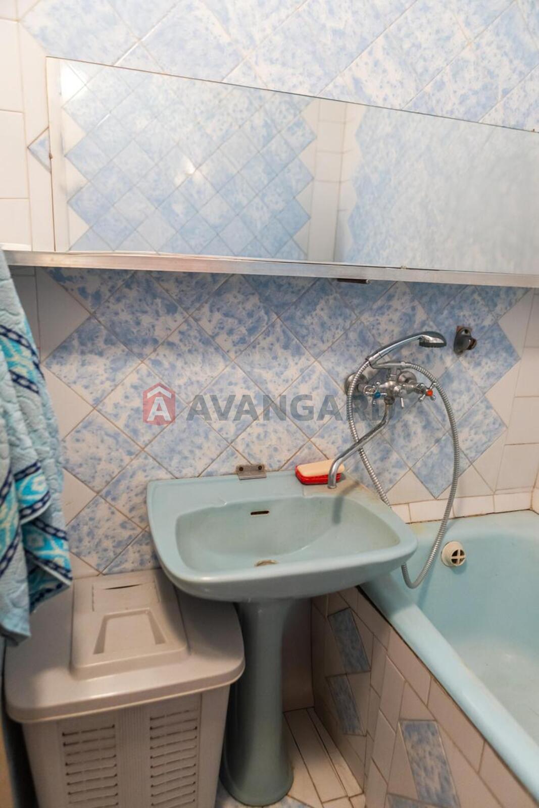 2 . , 52/-/7 . ., 7/12   9