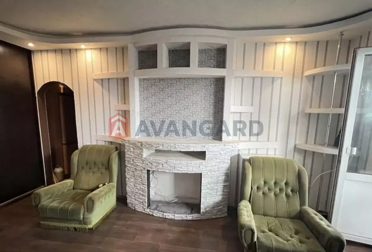 2 ��. ��������, 54/-/8 ��. �., 8/9 ������ ���� 1