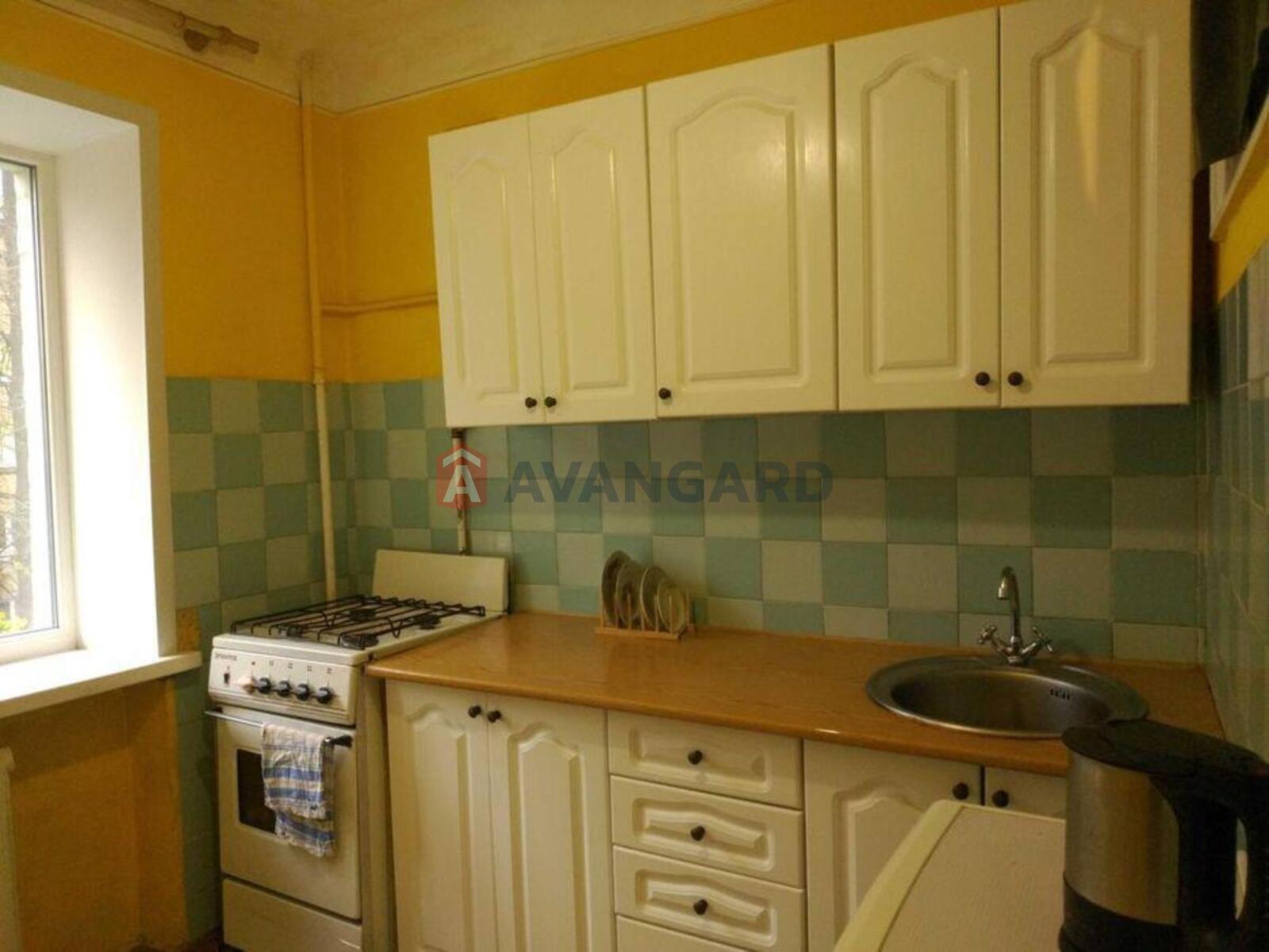 2 ��. ��������, 43/-/6 ��. �., 3/5 ������ ���� 2