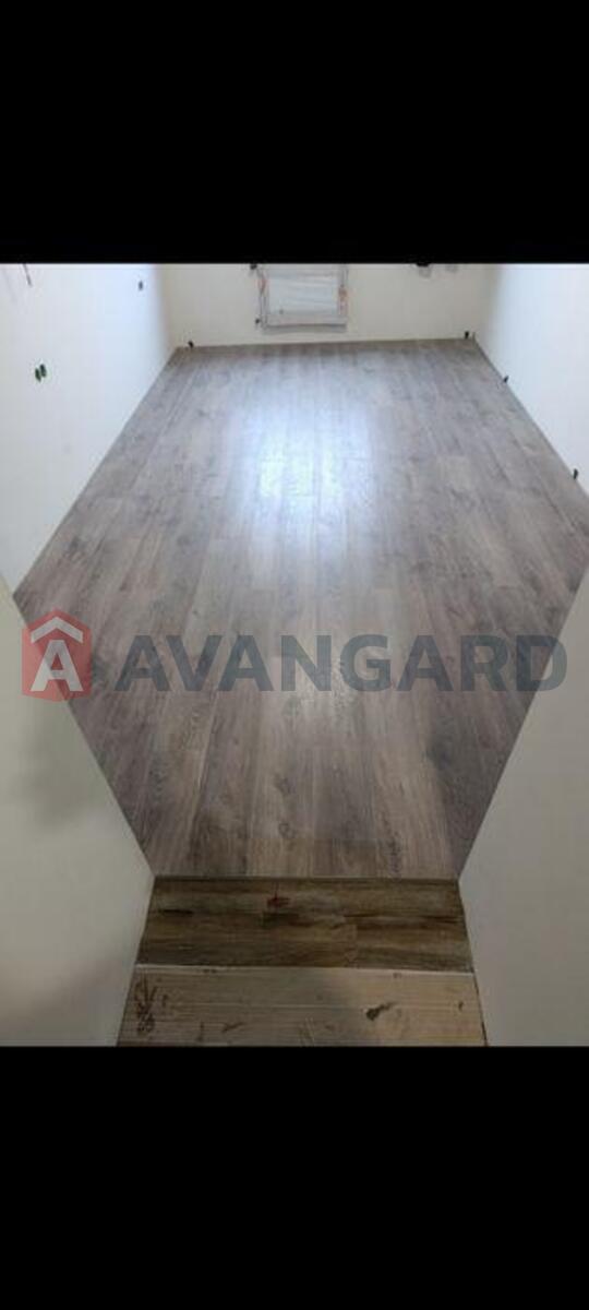 1 ��. ��������, 46/-/11 ��. �., 8/10 ������ ���� 4