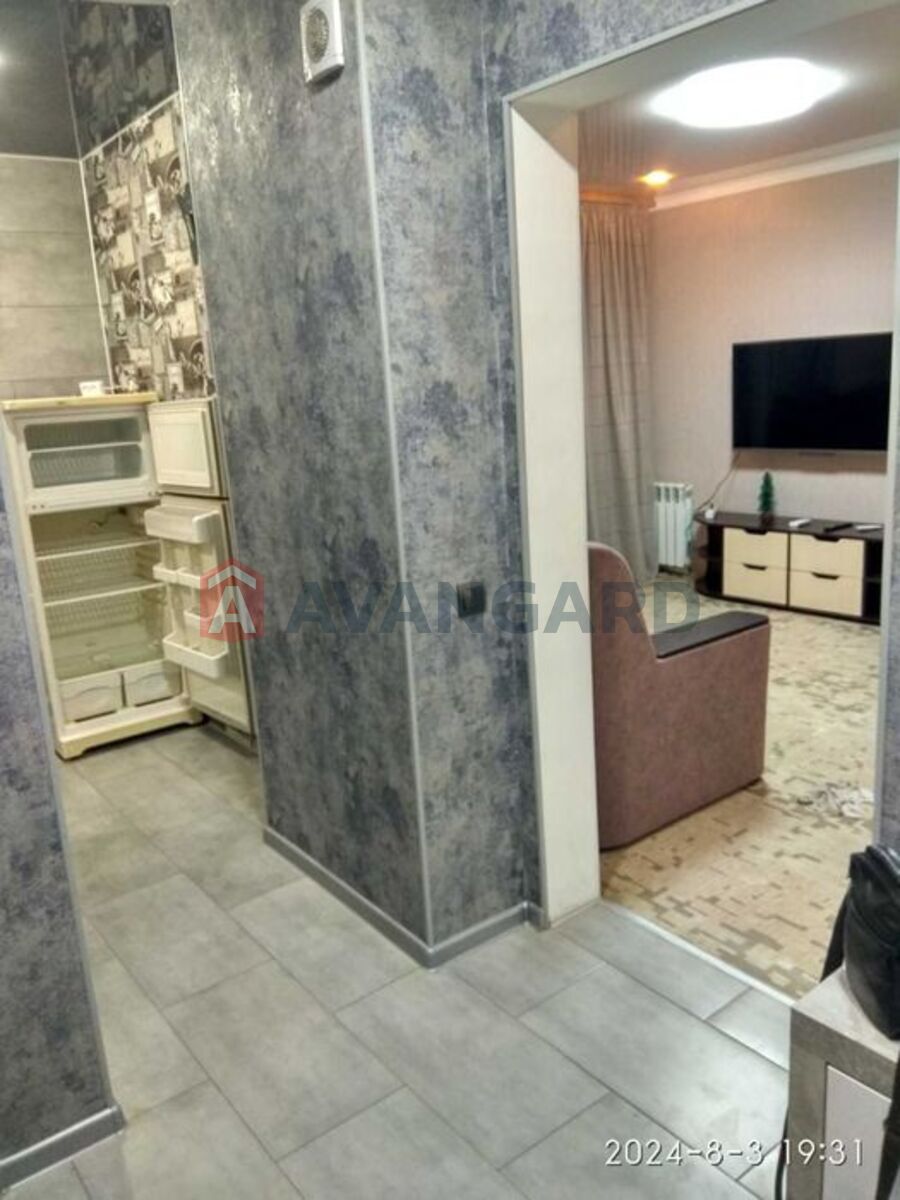 1 . , 33/-/7 . ., 2/9   4