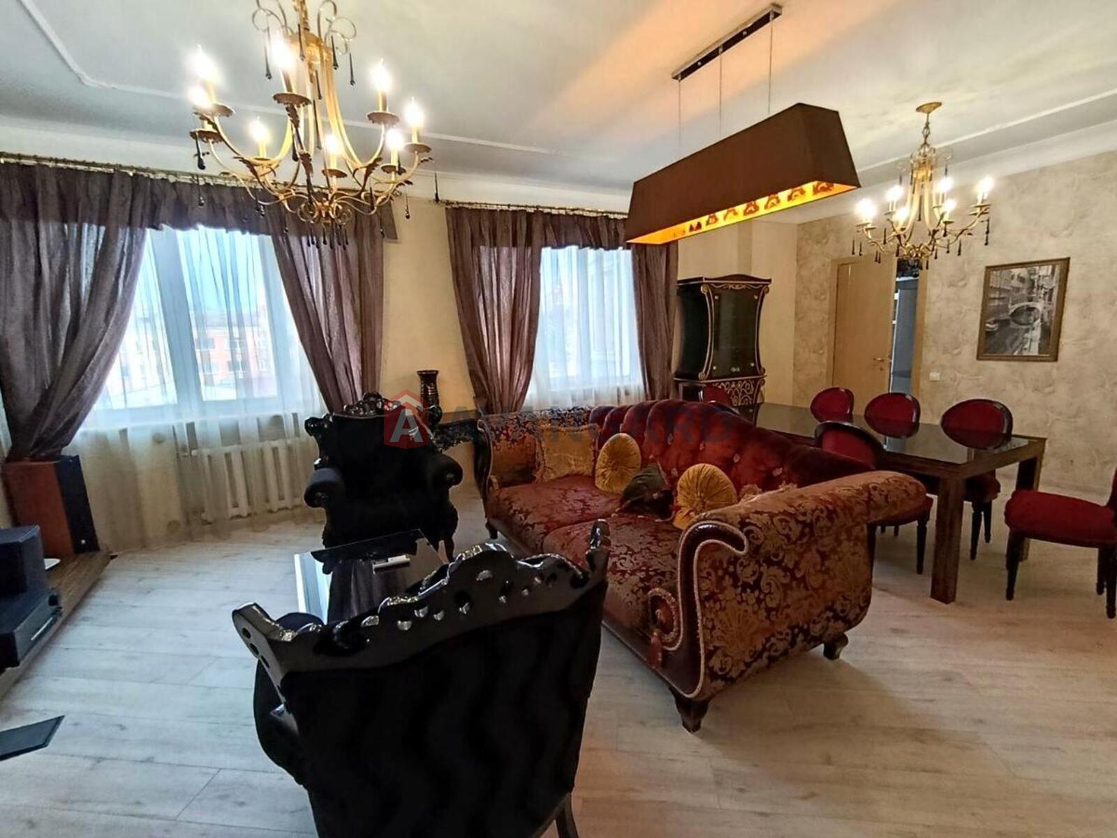 4 ��. ��������, 130/80/7 ��. �., 4/4 ������ ���� 1