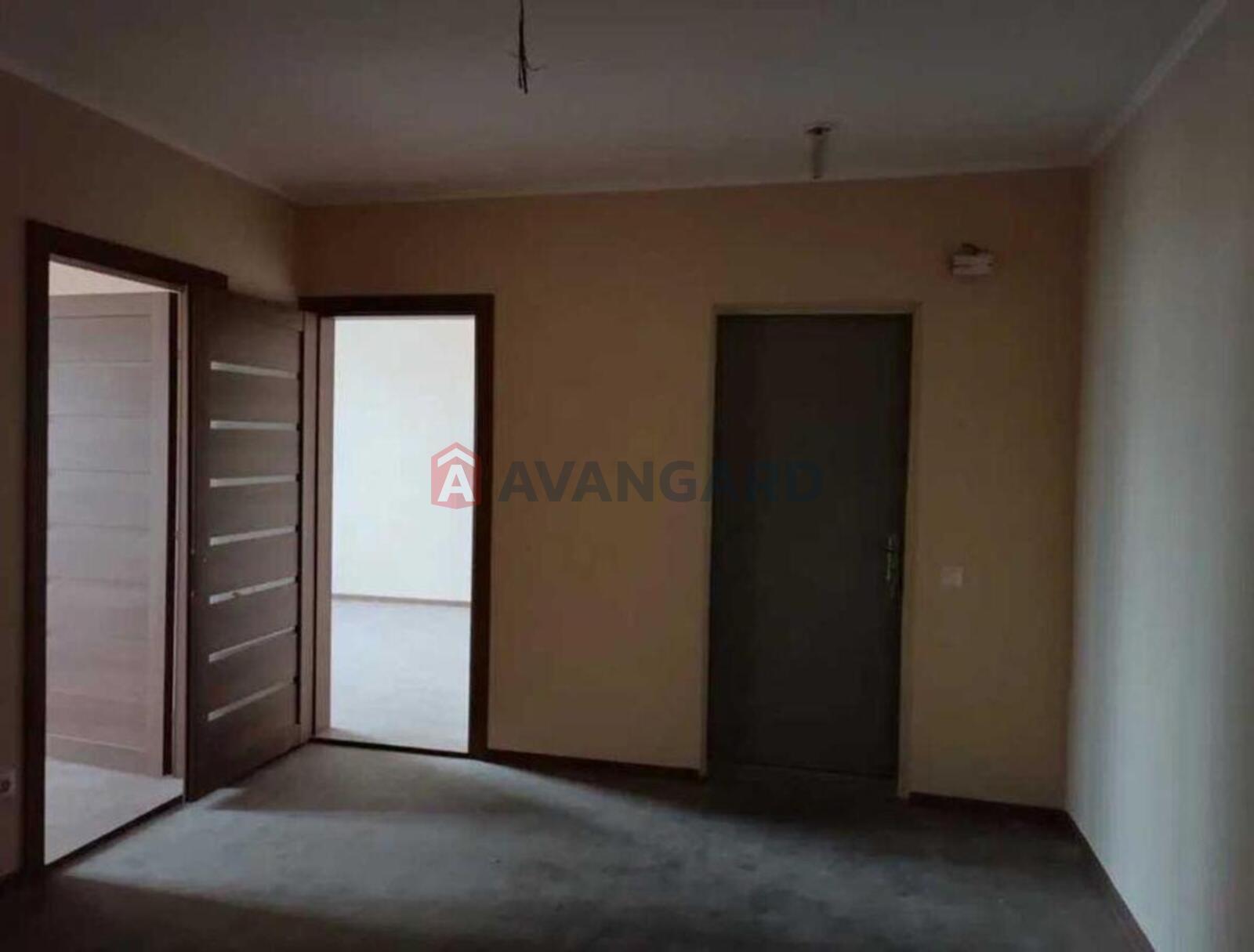 3 ��. ��������, 94/-/18 ��. �., 23/25 ������ ���� 7