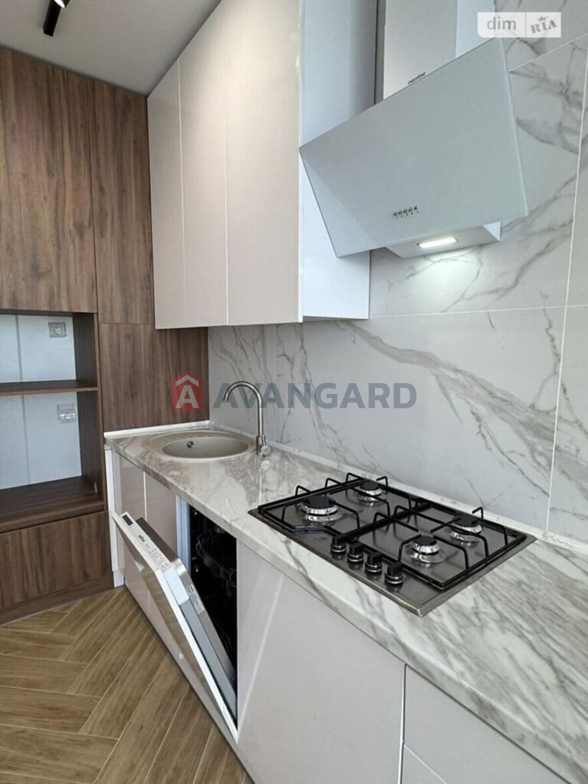 1 ��. ��������, 43000/-/- ��. �., 10/15 ������ ���� 13