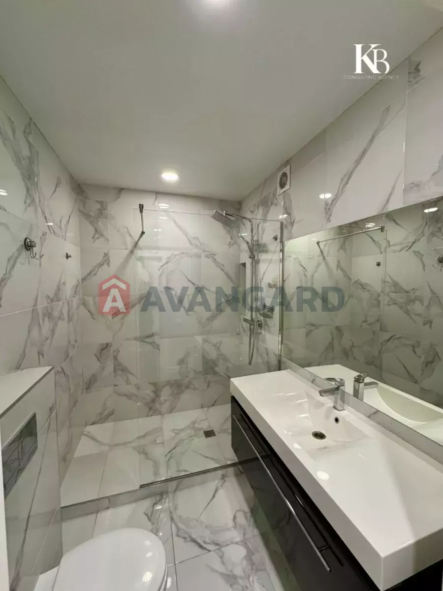 3 ��. ��������, 80/-/25 ��. �., 12/12 ������ ���� 9