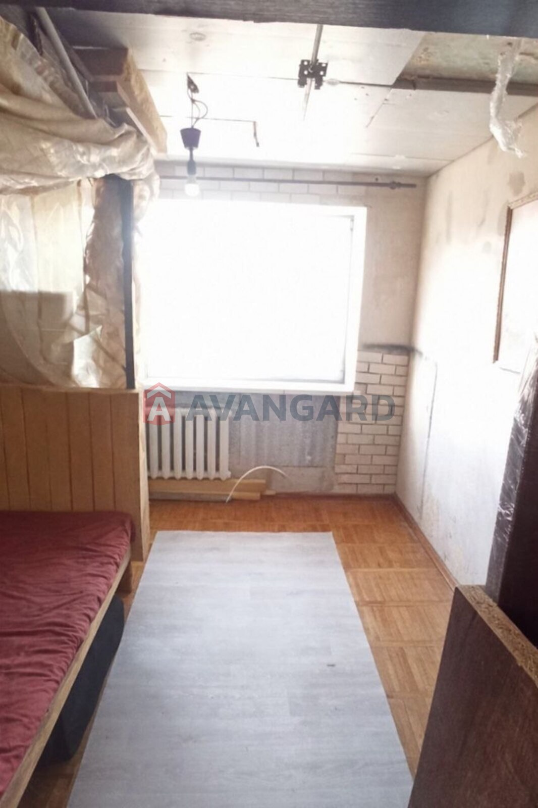 3 ��. ��������, 66/42/10 ��. �., 4/12 ������ ���� 17