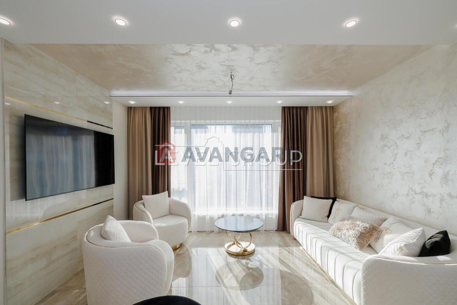 2 ��. ��������, 91/40/27 ��. �., 11/26 ������ ���� 8