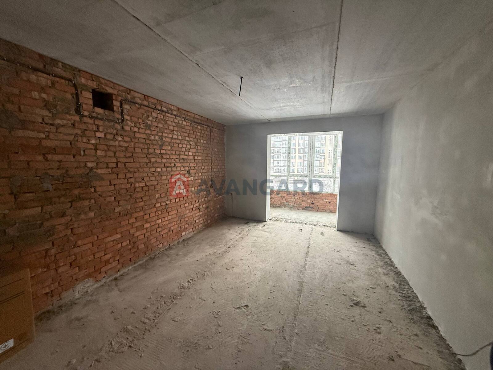 1 ��. ��������, 54/23/30 ��. �., 6/10 ������ ���� 15