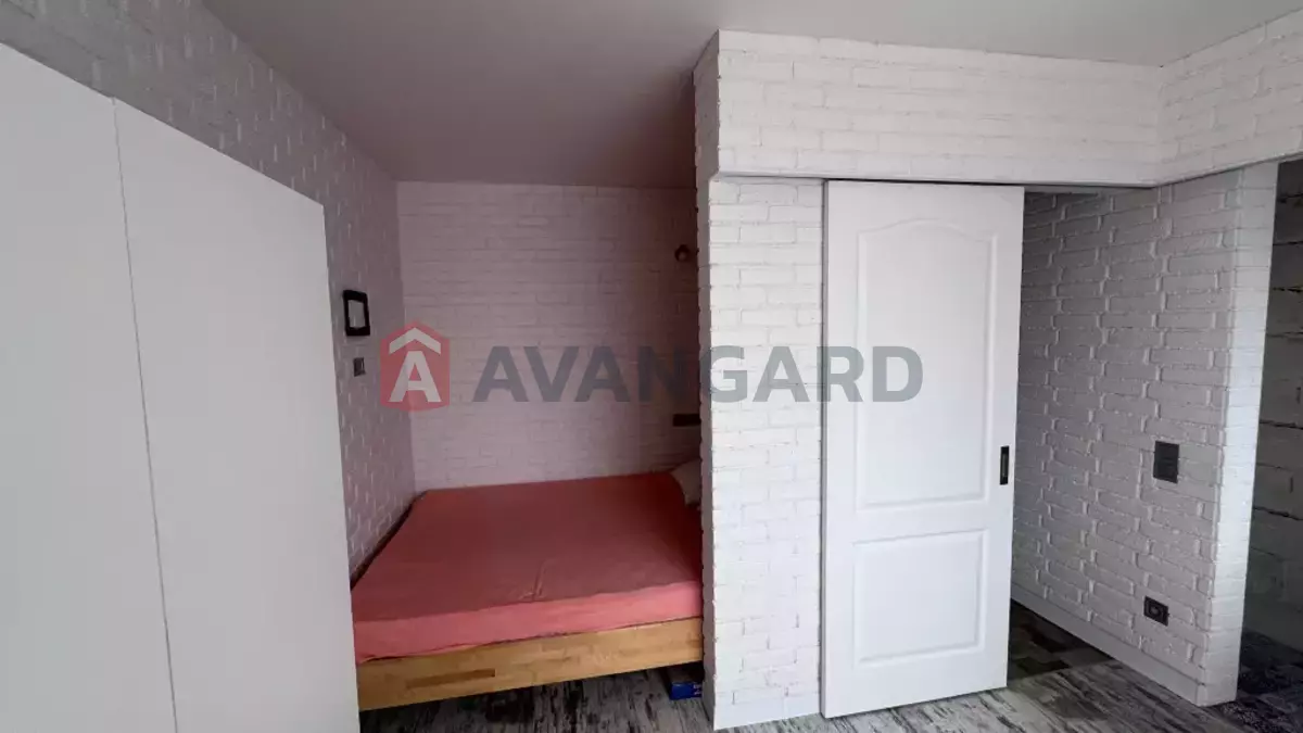 1 ��. ��������, 21/-/- ��. �., 9/9 ������ ���� 6