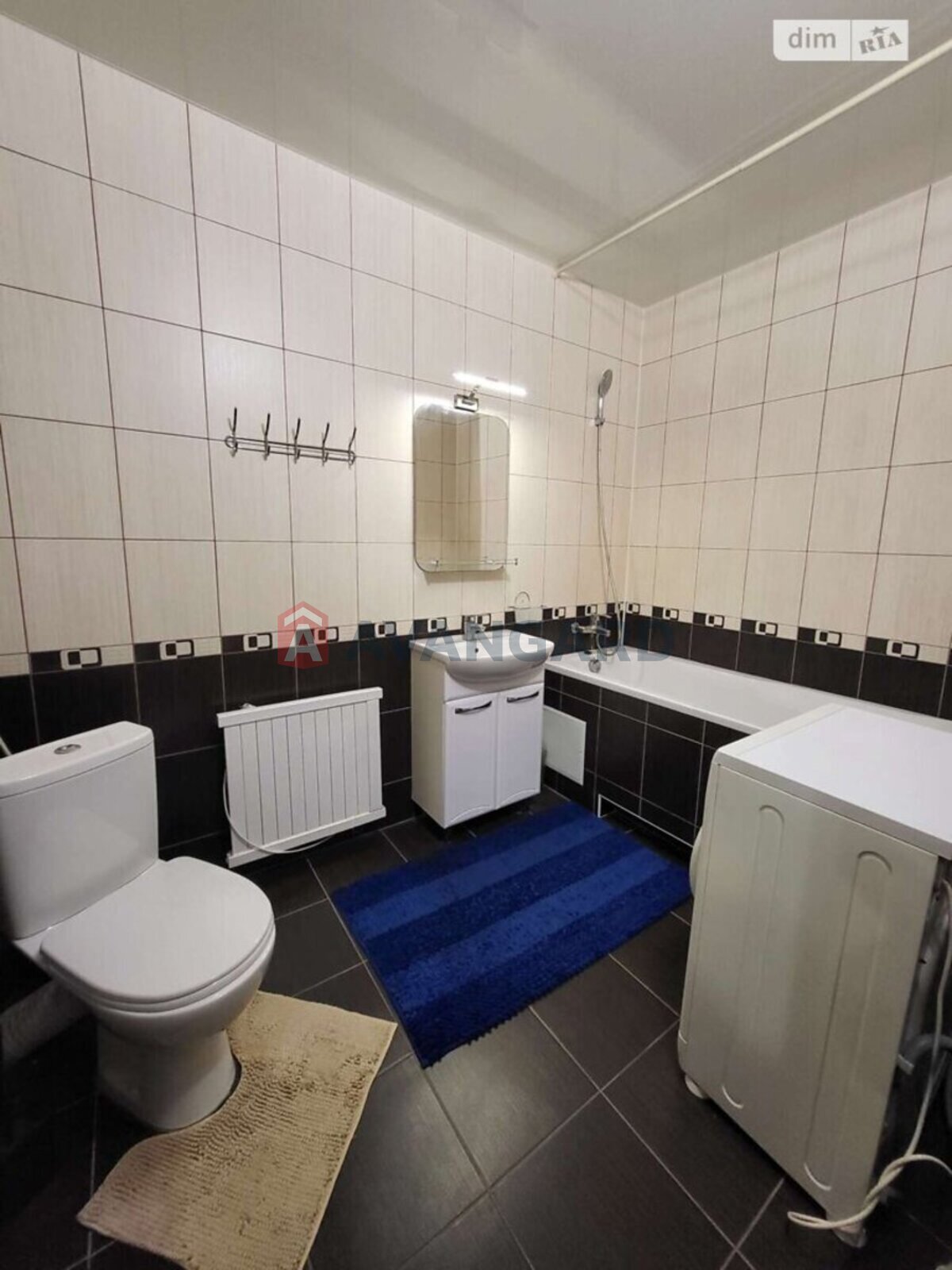 1 ��. ��������, 49/-/16 ��. �., 11/13 ������ ���� 4