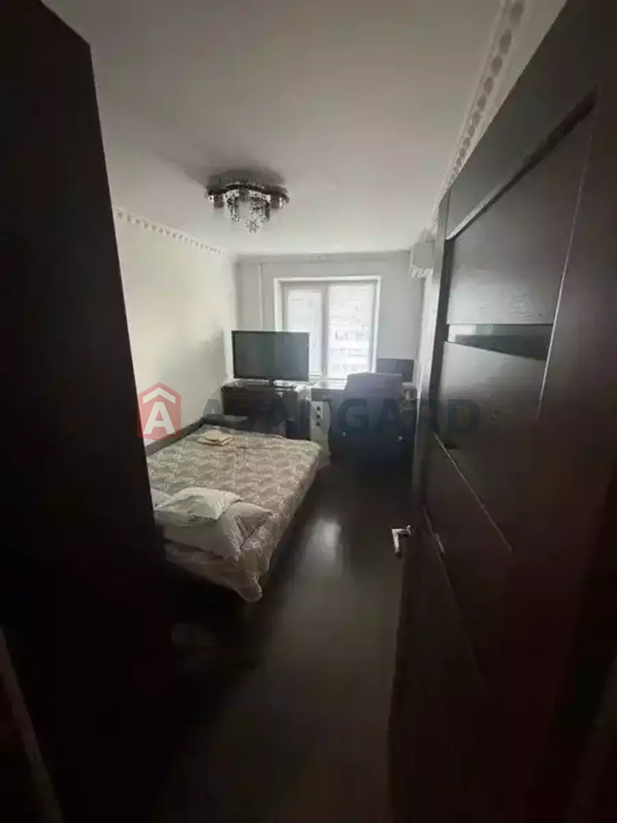 3 ����. ��������, 60/40/10 ��. �., 5/9 ���� ���� 6