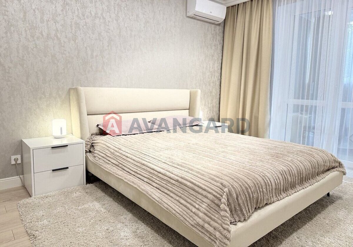 2 ��. ��������, 69/-/18 ��. �., 1/9 ������ ���� 6