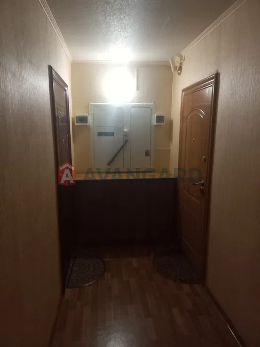 1 . , 40/-/9 . ., 4/9   24