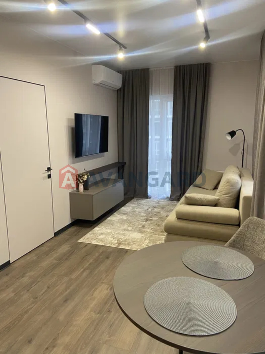 1 . , 41/-/20 . ., 10/21   7