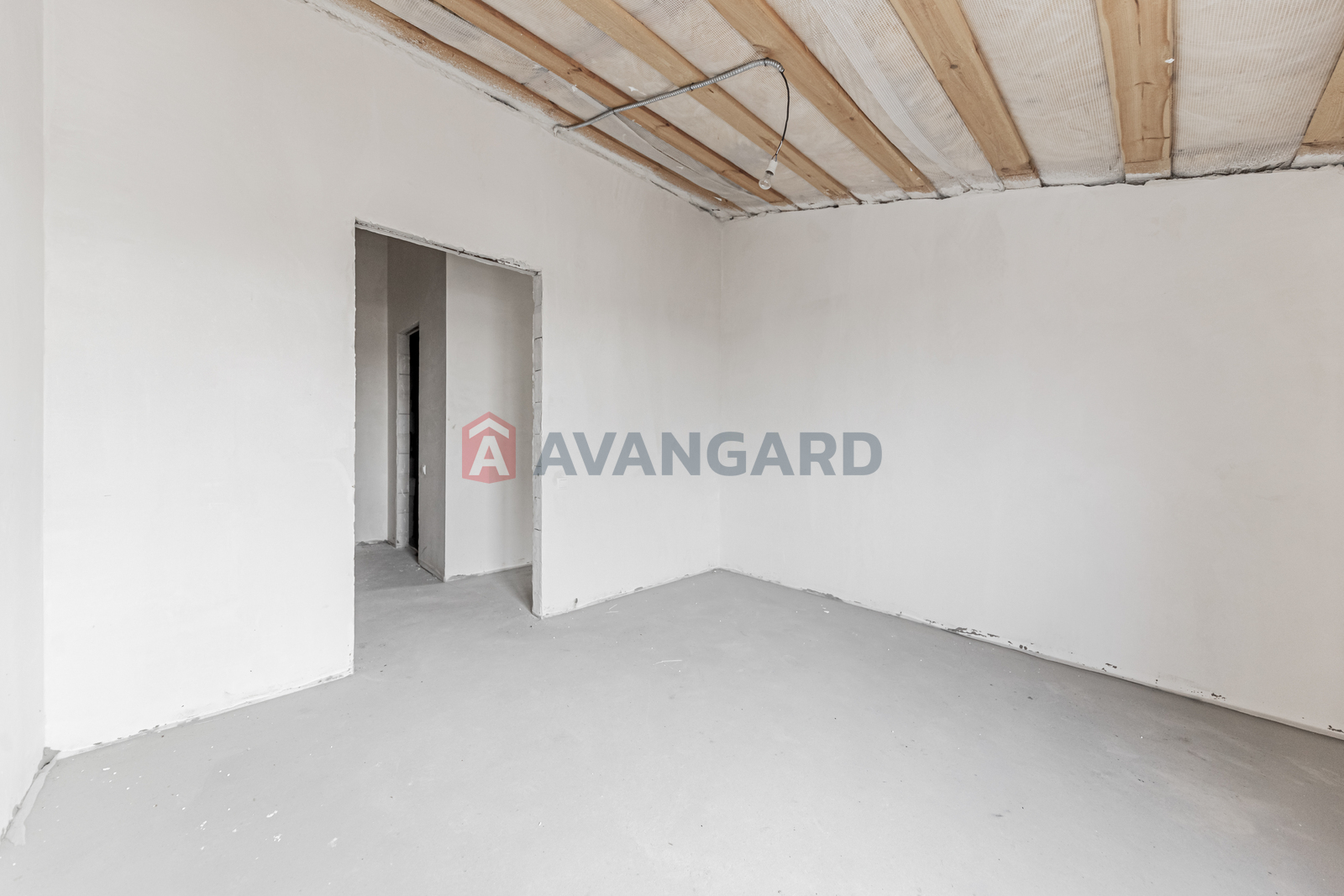 1 ��. ��������, 29.9/14.8/8.5 ��. �., 6/6 ������ ���� 15