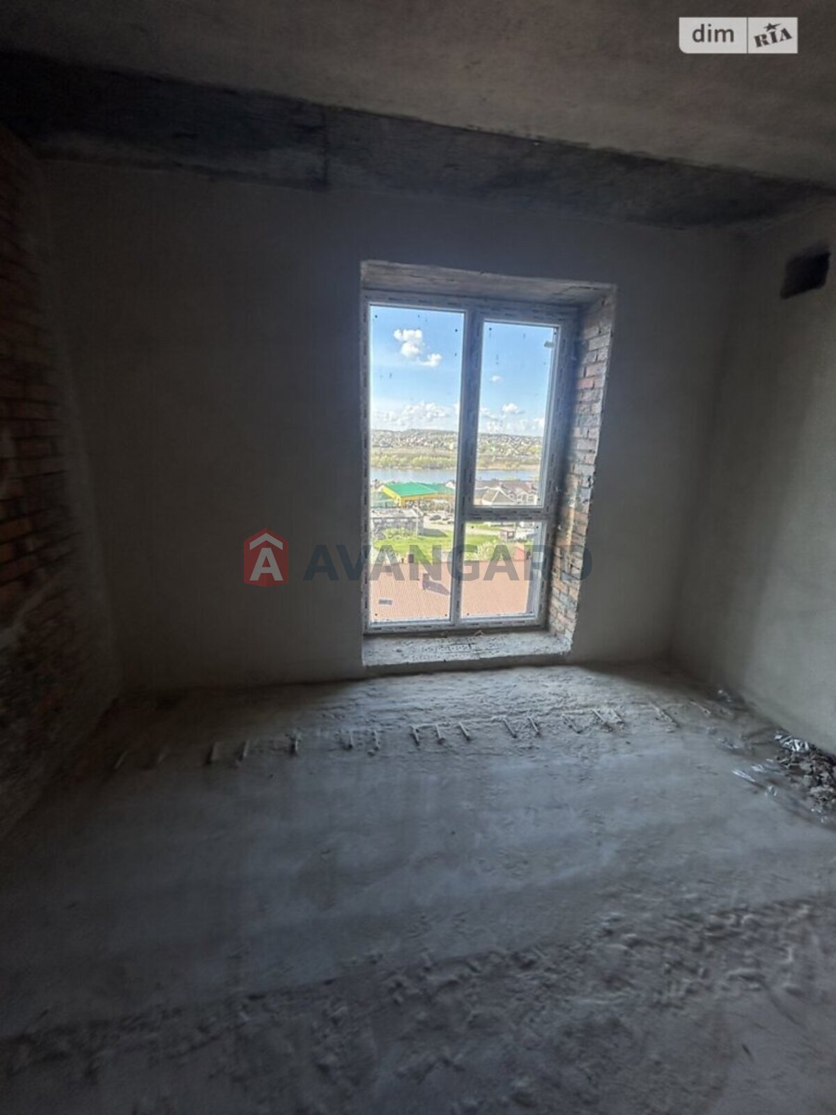 2 ��. ��������, 63/-/- ��. �., 6/10 ������ ���� 4