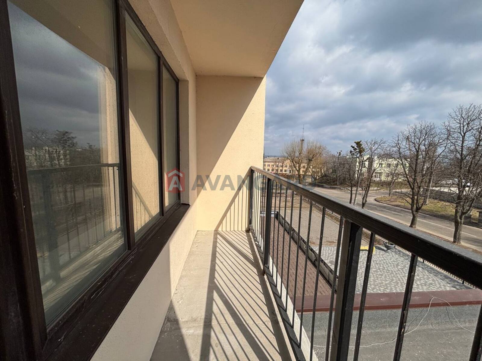 2 ��. ��������, 75,9/43/14 ��. �., 3/9 ������ ���� 4