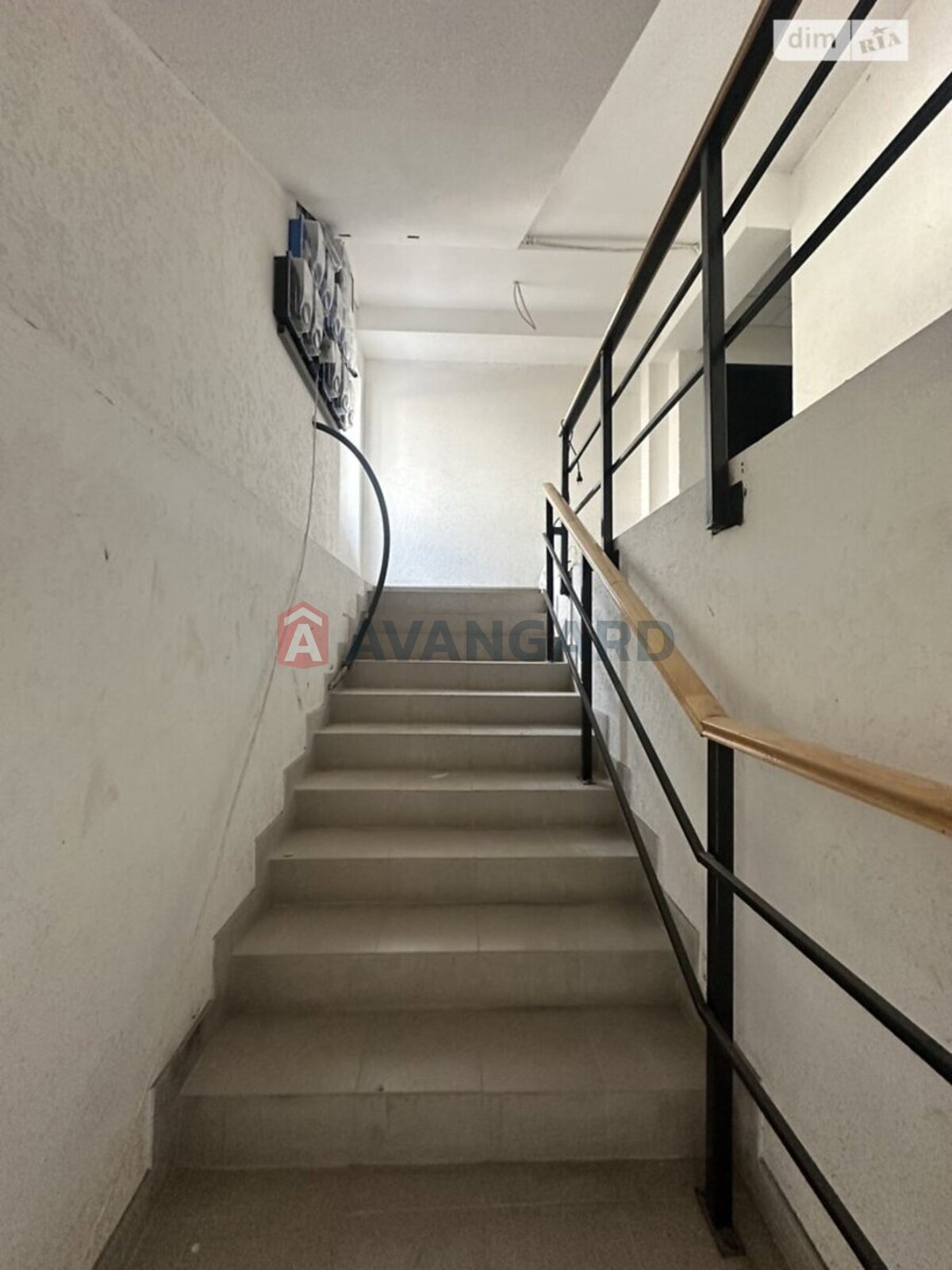 1 ��. ��������, 35/-/- ��. �., 2/3 ������ ���� 2