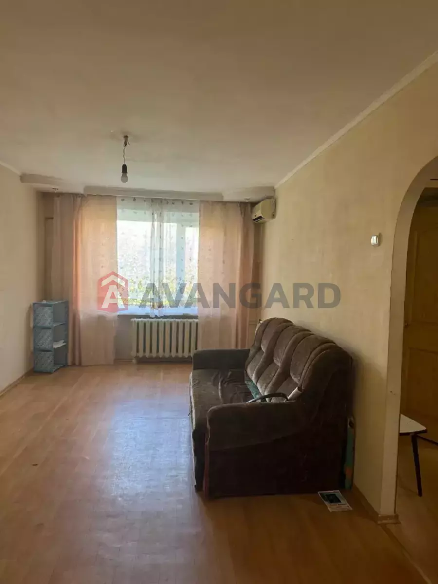 2 . , 44/-/- . ., 5/5   6