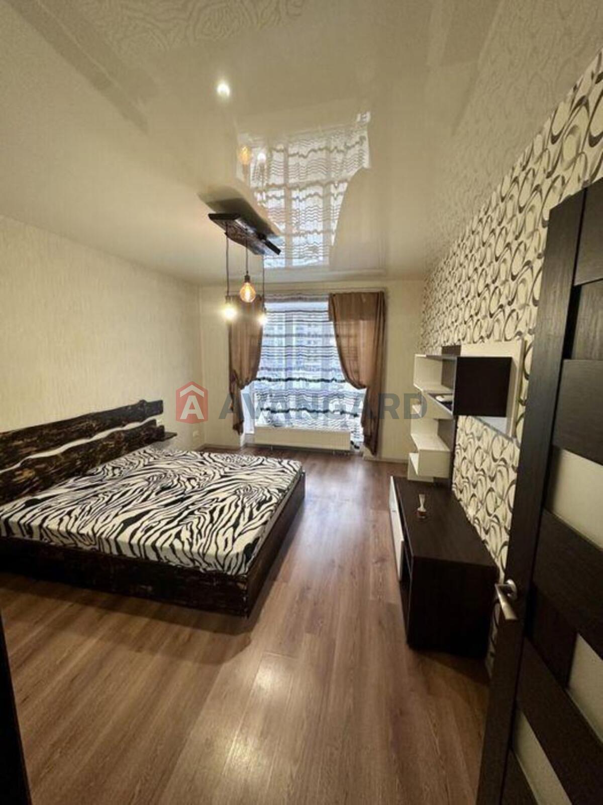 1 ��. ��������, 44/-/20 ��. �., 3/11 ������ ���� 6