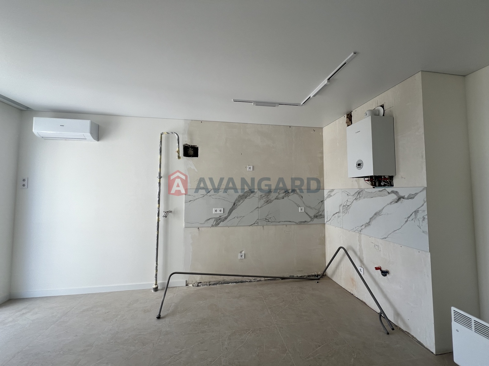 1 ��. ��������, 43/16/18 ��. �., 9/9 ������ ���� 4