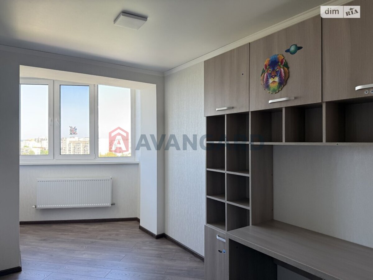 3 ����. ��������, 90/50/14 ��. �., 10/11 ���� ���� 5