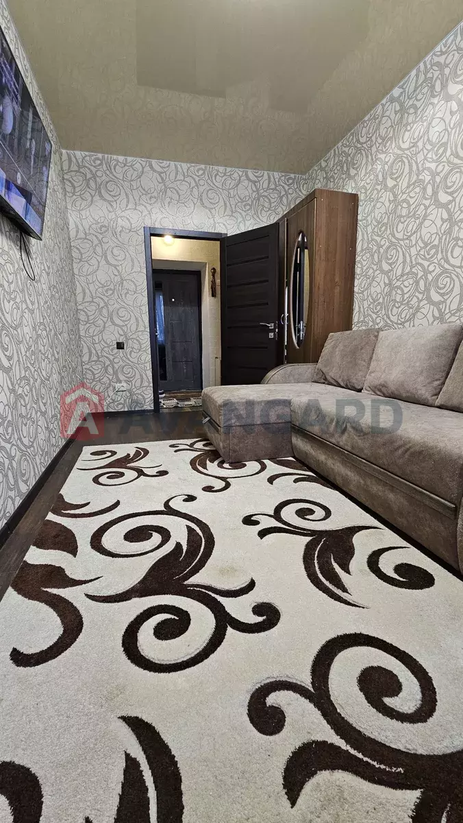 2 ��. ��������, 50/-/8 ��. �., 1/2 ������ ���� 13