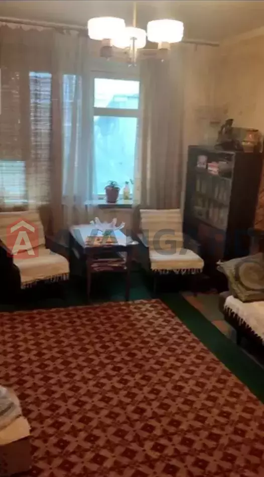 3 ��. ��������, 66,8/39.5/8,7 ��. �., 8/9 ������ ���� 1