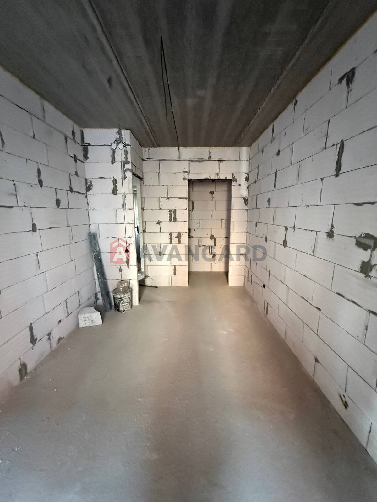 1 ��. ��������, 40/13/18 ��. �., 2/10 ������ ���� 13