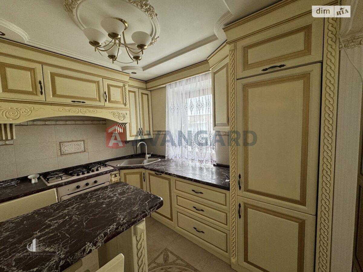 3 ��. ��������, 65/-/- ��. �., 5/5 ������ ���� 2