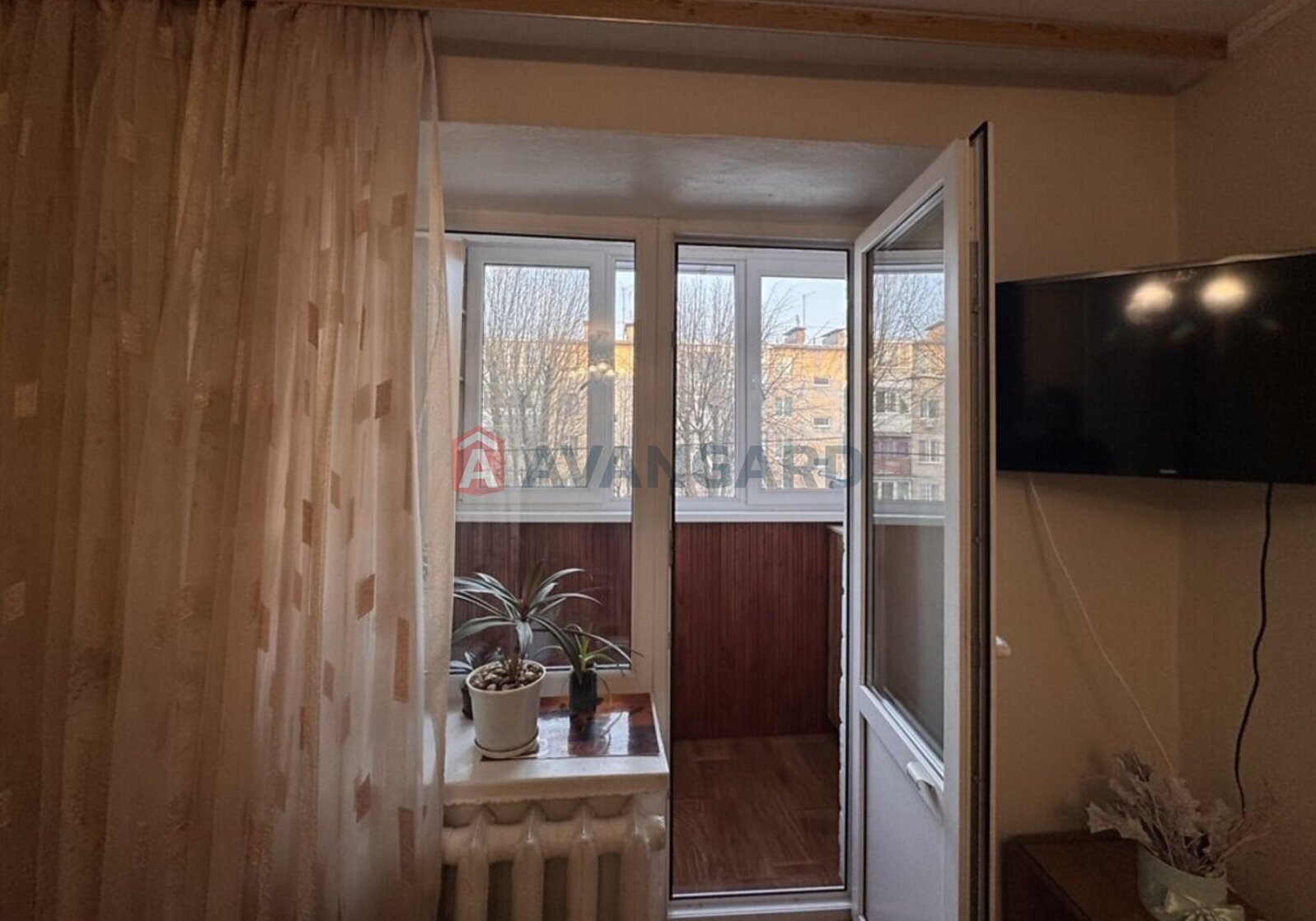 1 ��. ��������, 30/14/6 ��. �., 3/5 ������ ���� 1