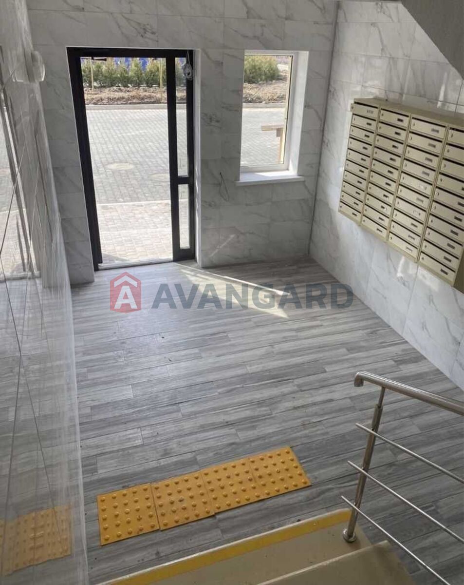 1 . , 38.9/-/14.3 . ., 3/4   10