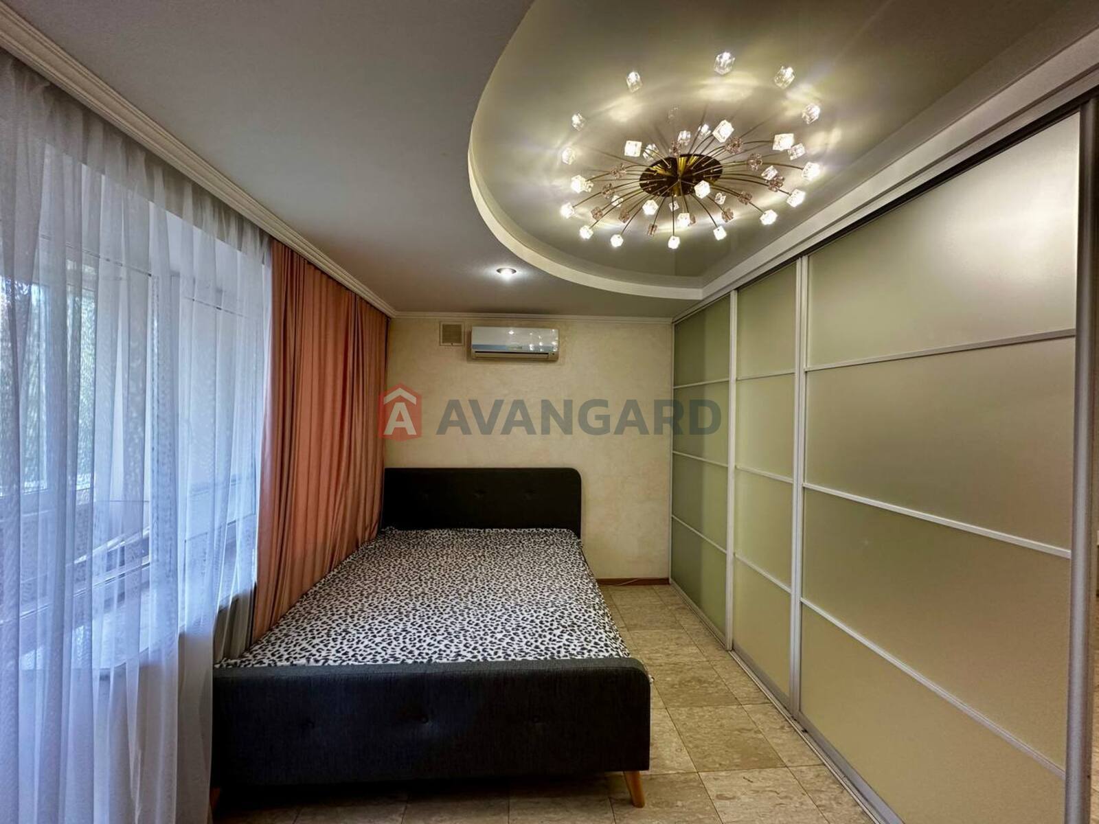 3 ��. ��������, 78/-/23 ��. �., 3/9 ������ ���� 8