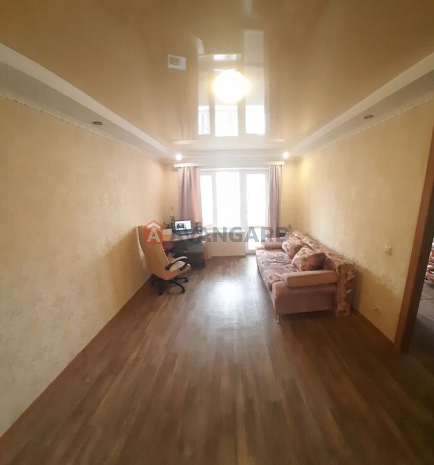 1 ����. ��������, 33/-/7 ��. �., 6/9 ���� ���� 2